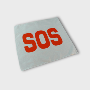 Drapeau S.O.S secours